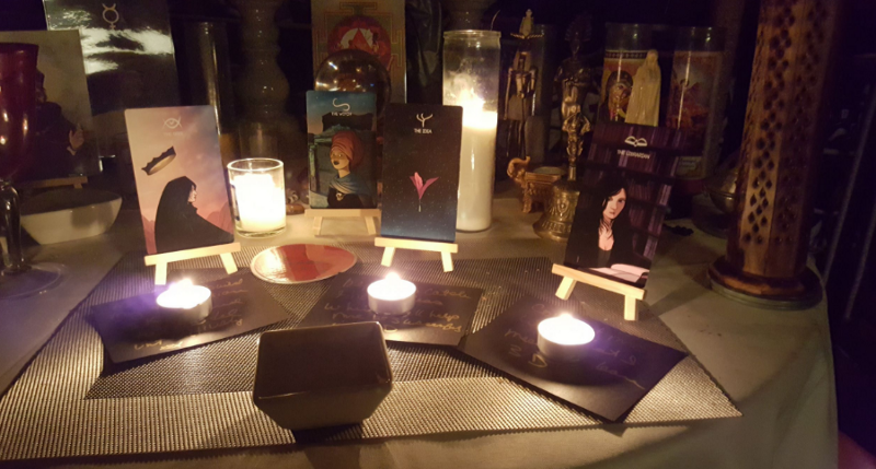 Altar com Servos Astrais The Seer The Witch The Idea The Librarian